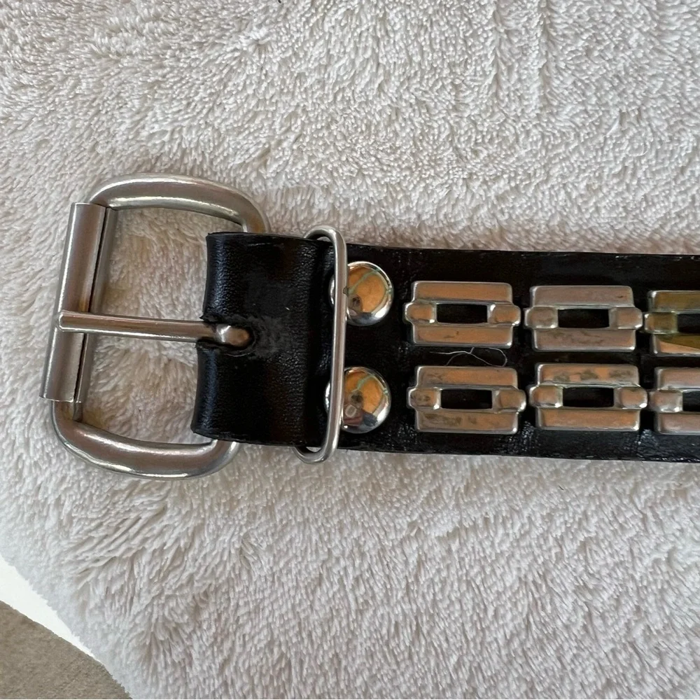 SILVER HEAVY METAL CHAIN AND BLACK LEATHER MOTO BELT SIZE 38 VINTAGE